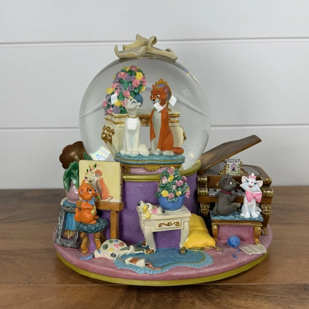 Disney ARISTOCATS Marie SNOW GLOBE Music Box Everybody Wants to Be a Cat